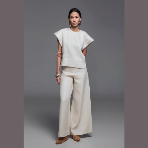BIASA | NORINA – STRUCTURED FOLDED SLEEVES TOP