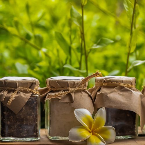 LOMBOK GIFT HAMPERS